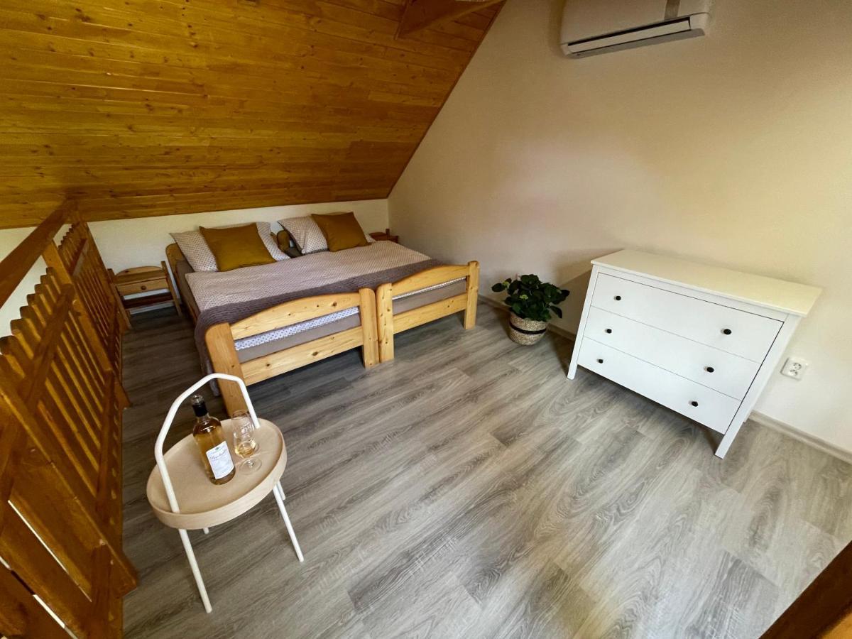 Vinny Sklep U Mna Mutěnice Zewnętrze zdjęcie